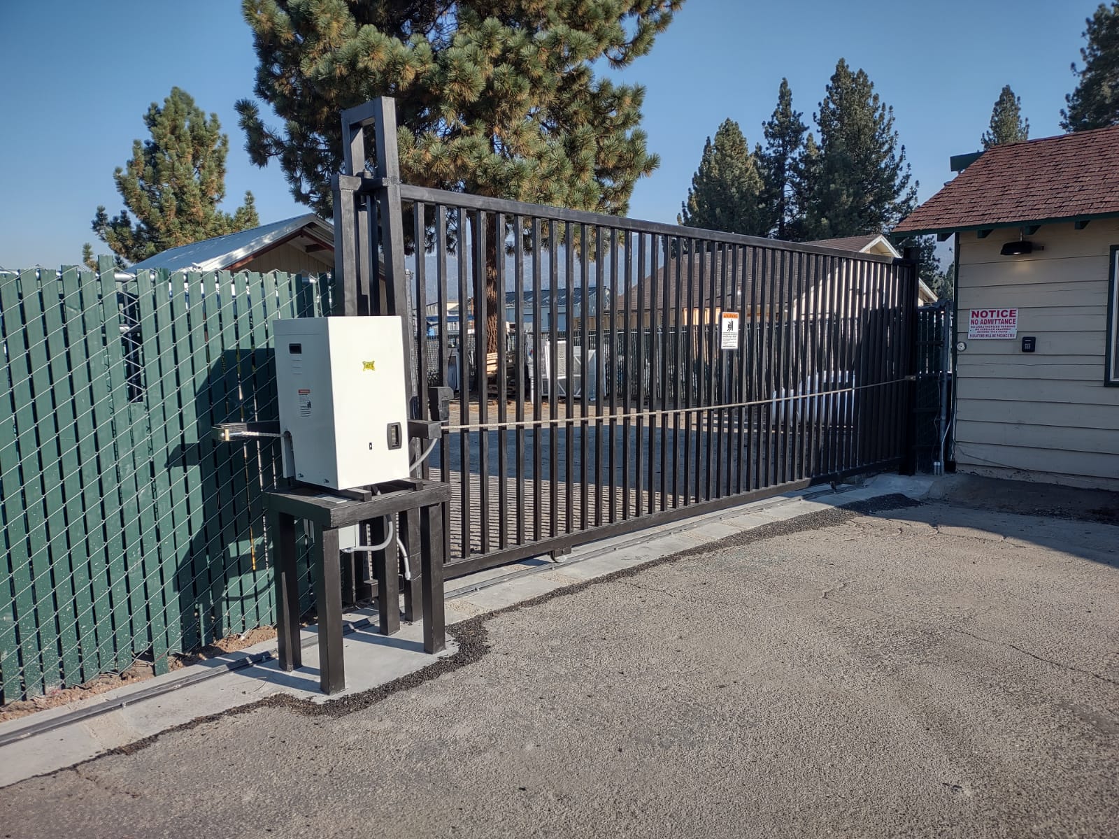 Commercial Sliding Gate