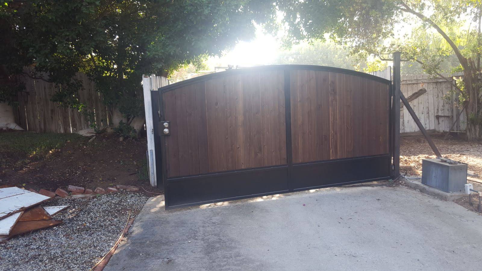 Wood & Iron Combination Gate